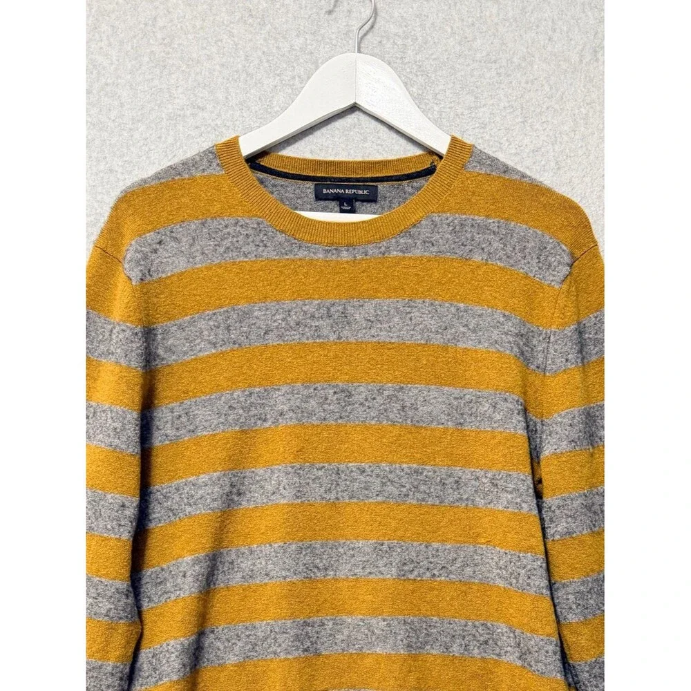 Banana Republic Mens Bold Stripe Pullover Sweater Size L Yellow Gray Merino Wool